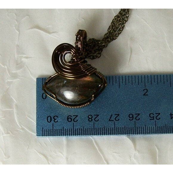 Artisan Design Copper Wire Wrapped Labradorite Pendant Necklace Jewelry OOAK - Picture 8 of 10